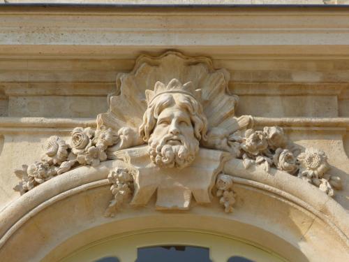 Asnières, avant-corps : Neptune (1750-1751)