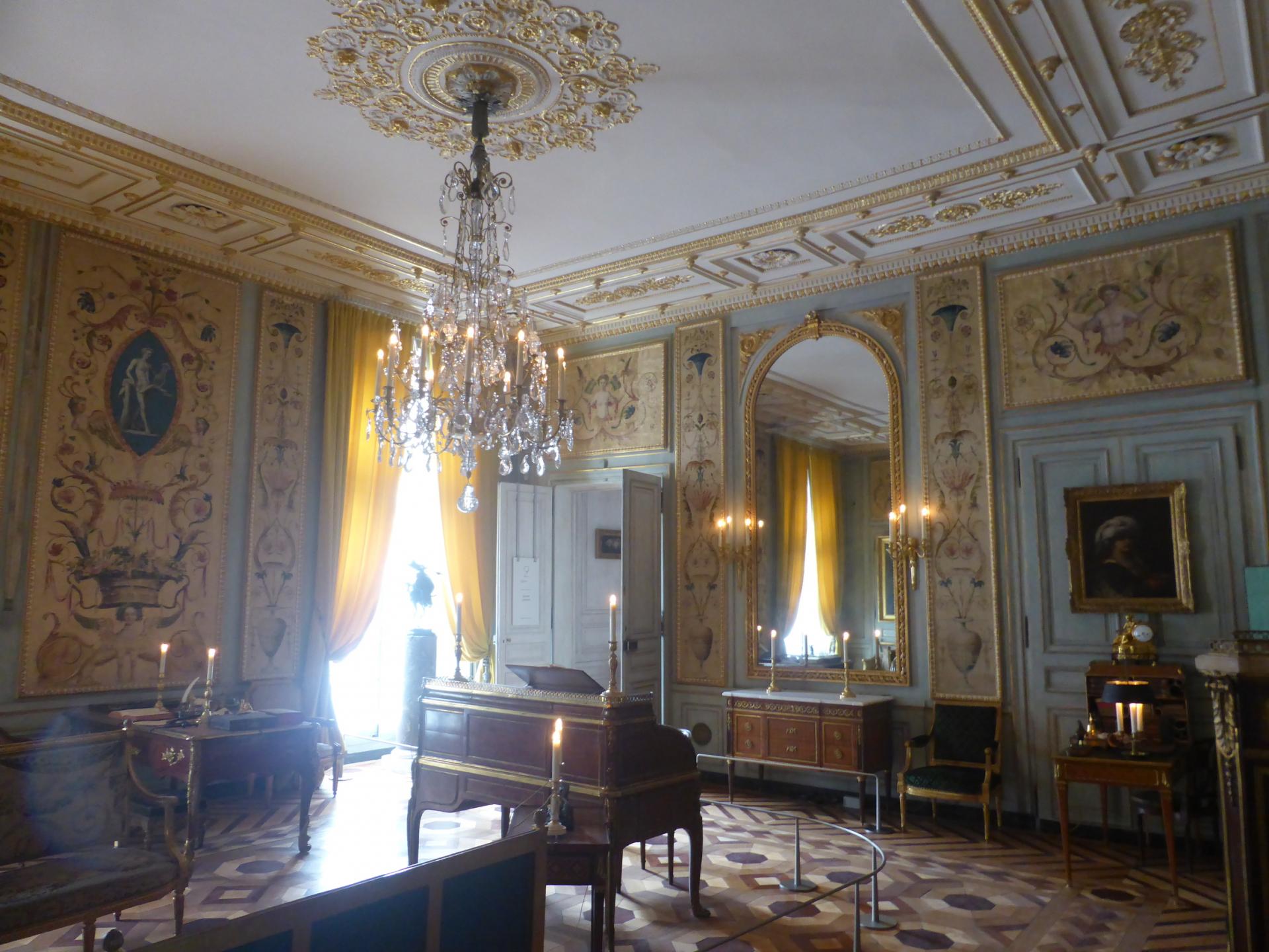 Grand bureau de Thierry de Ville d'Avray, cl. Ph. Cachau