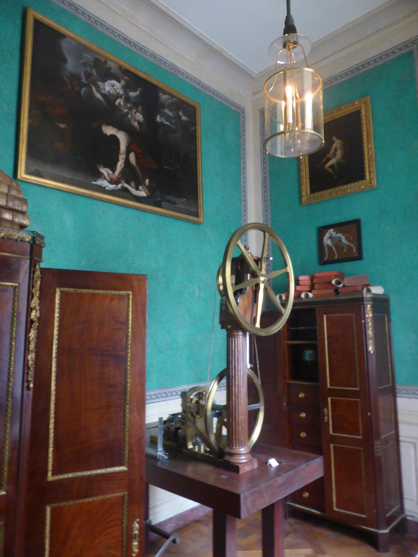 Cabinet de physique de Thierry de Ville d'Avray, cl. Ph. Cachau