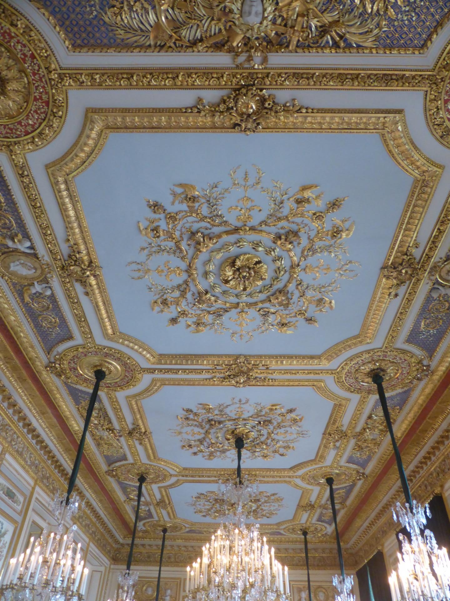 Plafond de la grande salle sur la place de la Concorde, XIXe siècle, cl. Ph. Cachau