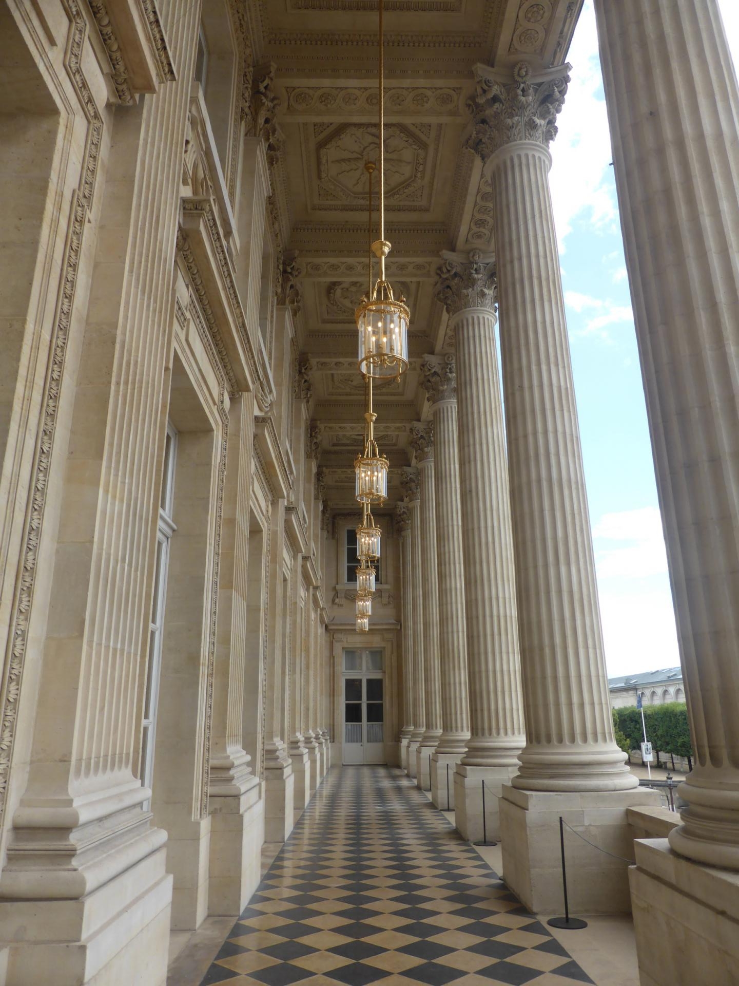 Ange-Jacques Gabriel, Colonnade du pavillon du Garde-Meuble,  vue perspective, cl. Ph. Cachau
