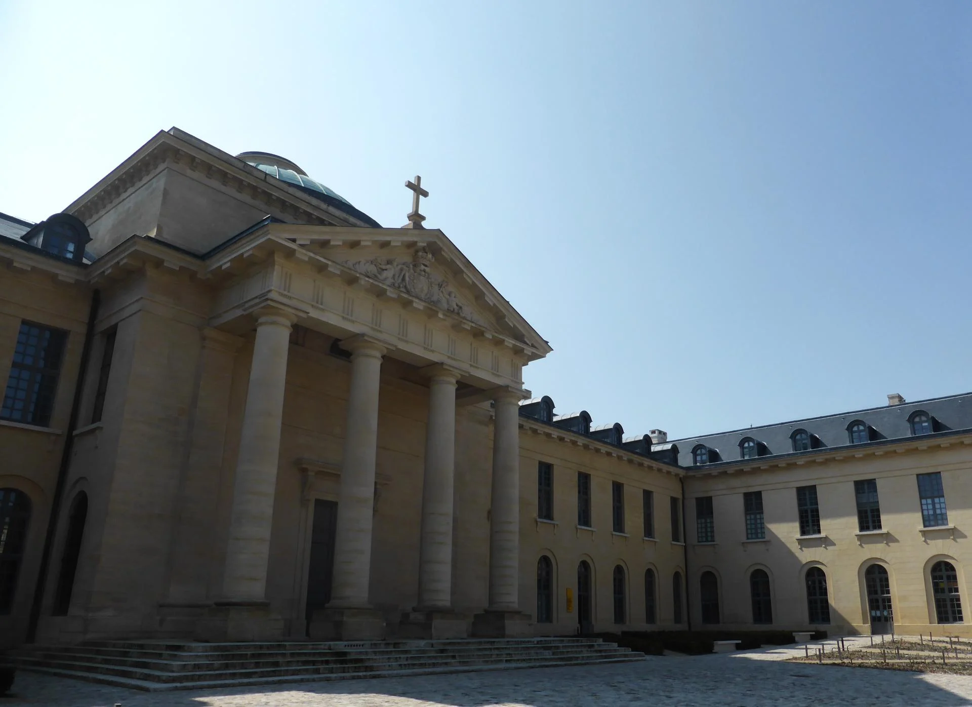 Charles-Francois Darnaudin, Hôpital royal de Versailles et sa chapelle, 1781-90, cl. Ph. Cachau
