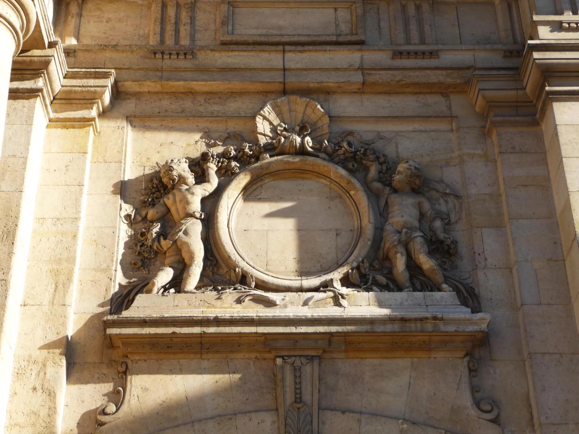 Noël Jouvenet, Pierre Mazeline, putti, coquille et guirlandes de fleurs, vers 1686, cl. Ph. Cachau